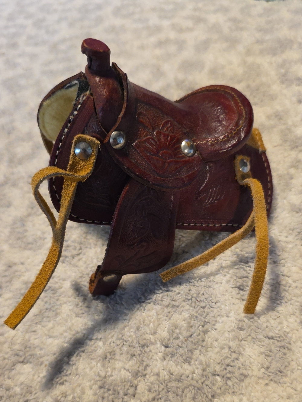 Vintage Hand-Tooled Leather Mini Western Saddle Purse / Decor 4.5"